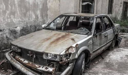 汽车开多少年报废