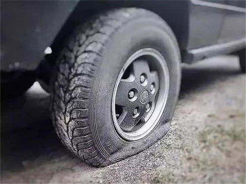 汽车的胎压多少为正常