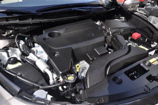 汽车早晨启动怠速多少