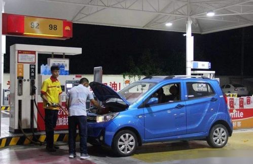 汽车每公里用多少汽油