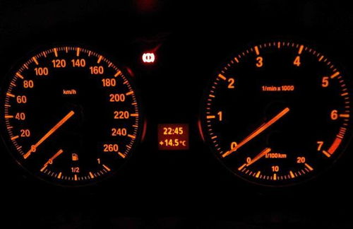 汽车跑最高时速转速多少