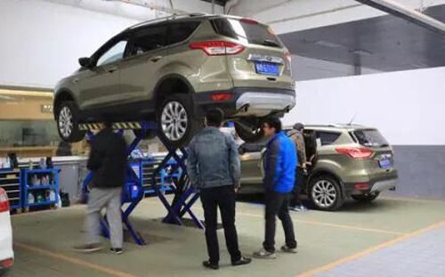 汽车多少公里首保最好