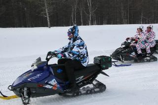 汽车改雪地摩托多少钱