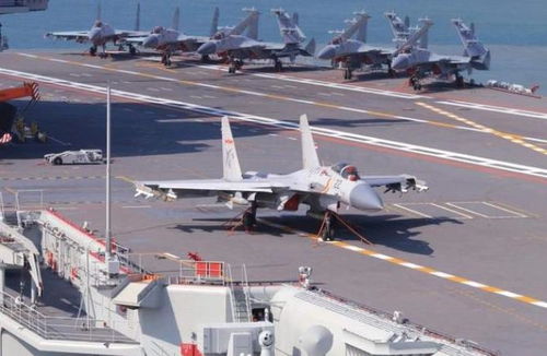 飞行员视角看战机从山东舰起飞