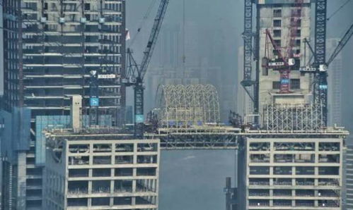 甲亢哥被山城重庆的建筑震惊了 甲亢哥被山城重庆的建筑震惊了