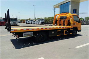 霸州紧急汽车拖车多少钱