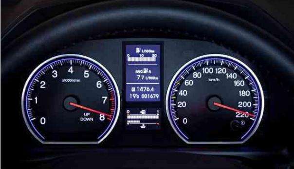 汽车转速多少是正常