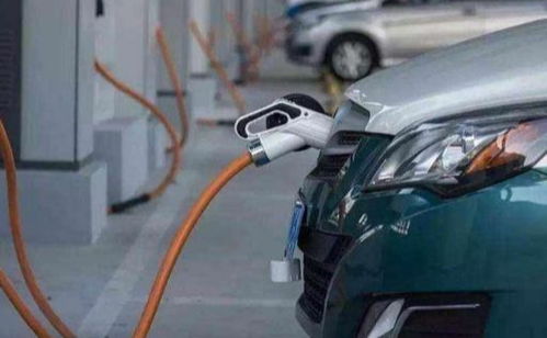 汽车续航多少公里去加油 汽车续航多少公里去加油