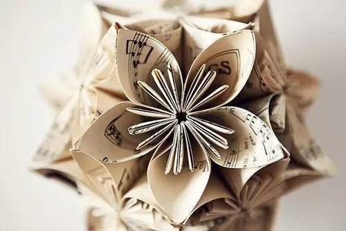 汽车制冷高压管温度多少