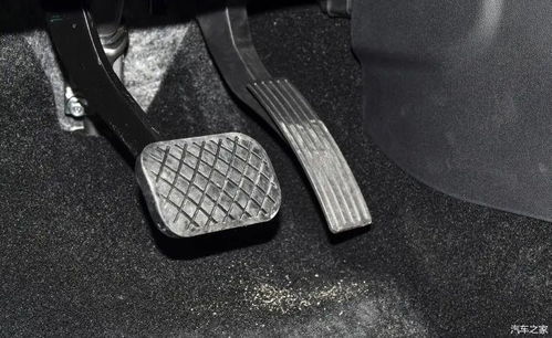 汽车刹车自由行程多少 汽车刹车自由行程多少