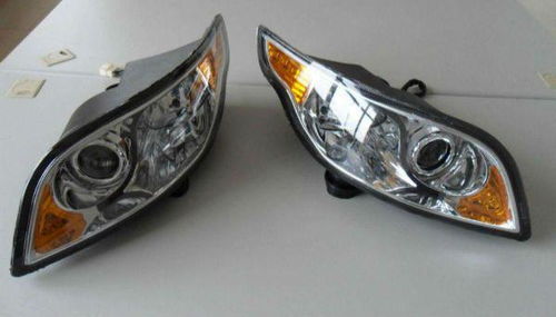 汽车大灯底部高度是多少