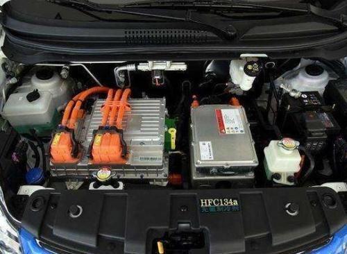 汽车换了电池多少钱 汽车换了电池多少钱