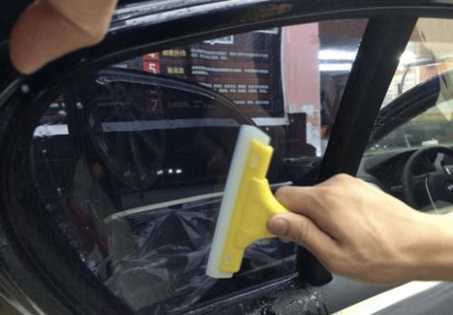 汽车贴玻璃价格多少 汽车贴玻璃价格多少
