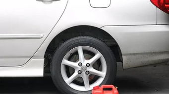 汽车油箱多少厘米