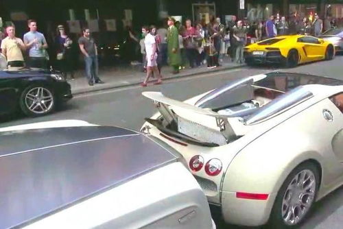 汽车撞了布加迪多少钱