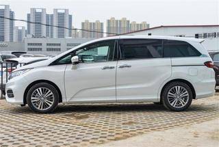 阿尔法汽车落地多少钱