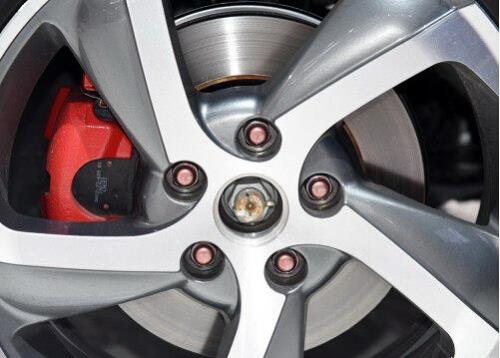 汽车新胎气压多少