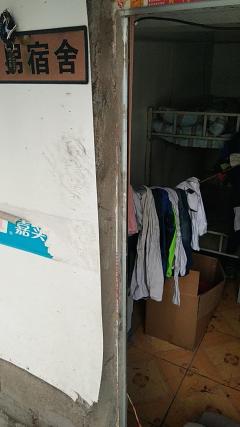 汽车喷漆中工工资多少