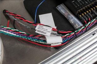 汽车功放机要用多少伏 汽车功放机要用多少伏