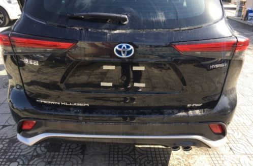 皇冠汽车后备箱容积多少