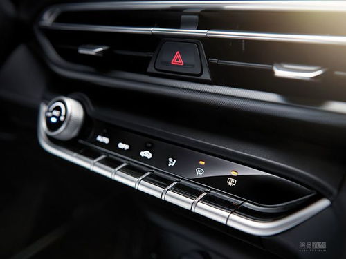 汽车内部阅读灯功率多少