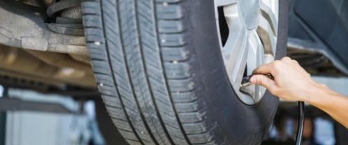 汽车胎压多少才能放气