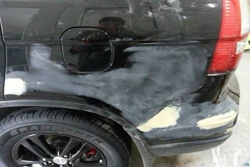 汽车刮掉一点漆多少钱