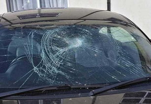 汽车被撞后续赔偿多少