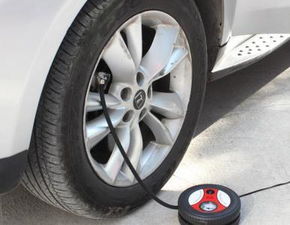 汽车后轮胎打气打多少