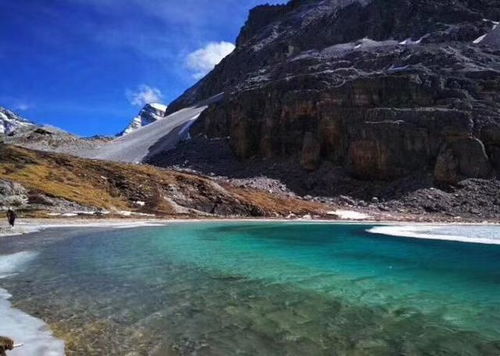 开远到稻城汽车多少钱 开远到稻城汽车多少钱