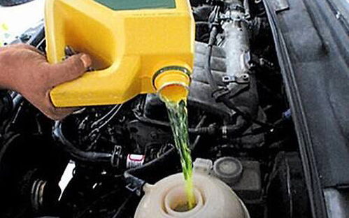 汽车多少公里加冷冻液