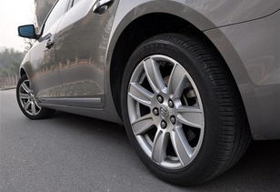 汽车后胎加气多少合适