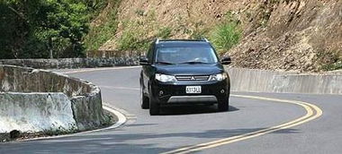 汽车转弯角度多少最好看