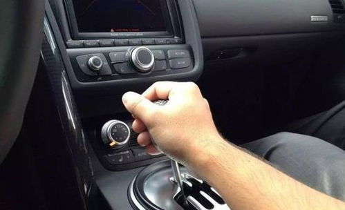 手动汽车换挡速度是多少