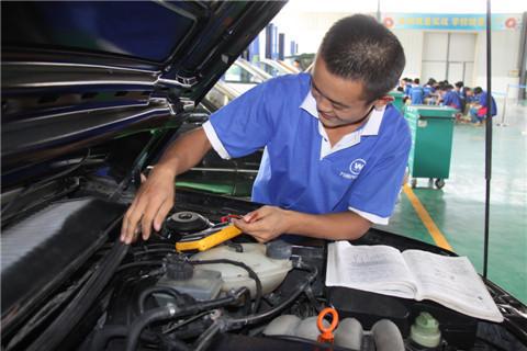 汽车维修小工工资多少