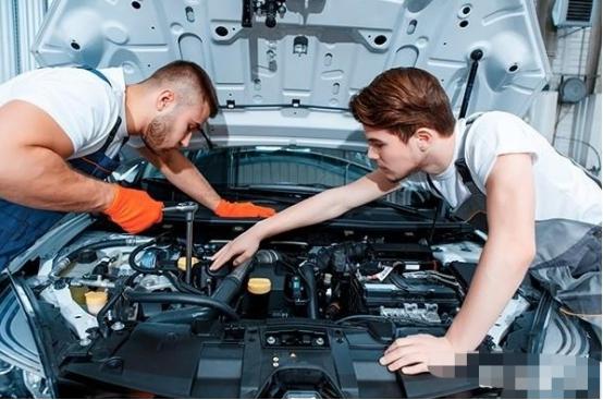 汽车保养要多少