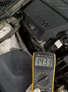 汽车电池保养加多少水