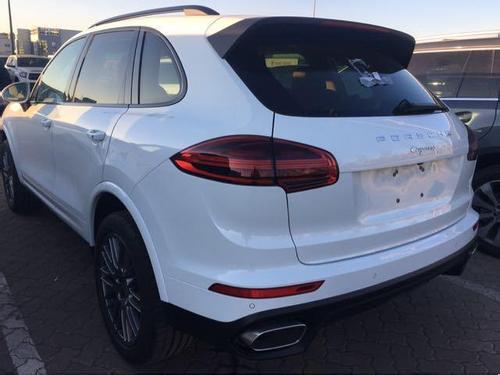 汽车汽油多少升 汽车汽油多少升