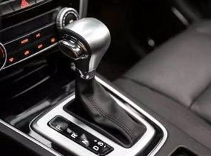 汽车自动挡转弯转速多少 汽车自动挡转弯转速多少