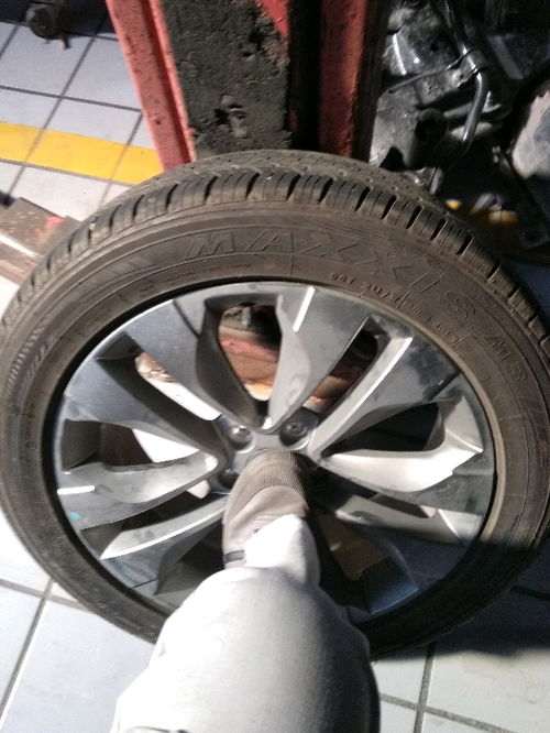 汽车车胎打气要多少