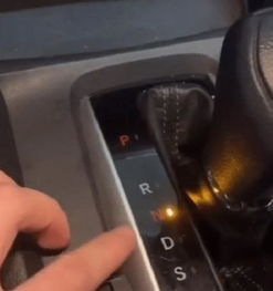 汽车档位多少最省油视频