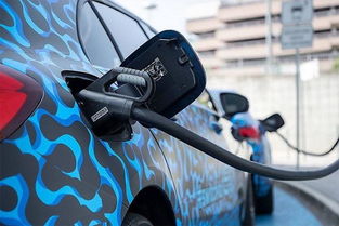 汽车电池满电多少a