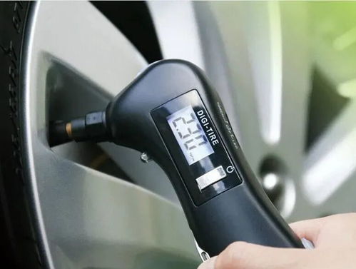 汽车冲多少气压合适