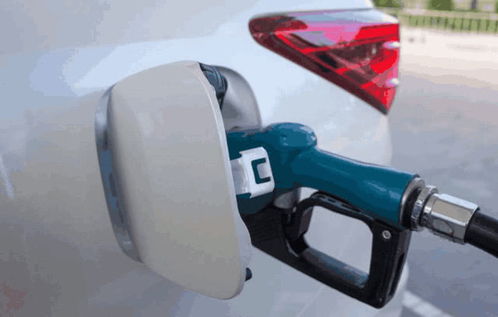 汽车油箱加油枪口径多少