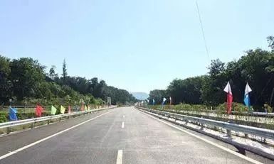 屯昌去琼中汽车多少钱