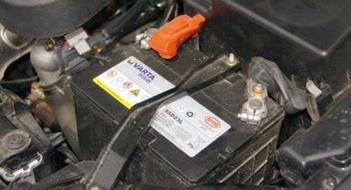 汽车的电瓶是多少伏