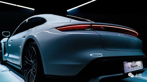 汽车漆面膜多少钱一张