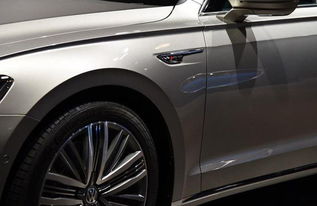 汽车全新喷漆多少钱