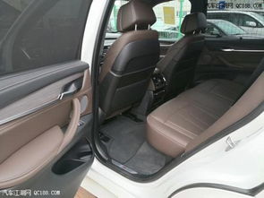 汽车后排大灯多少钱