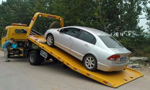 汽车没电了接电多少钱 汽车没电了接电多少钱